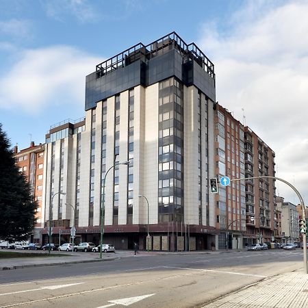 Crisol Puerta De Burgos Hotel Luaran gambar
